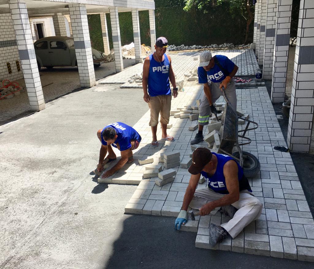 Piso intertravado Pace Pisos e Pedras